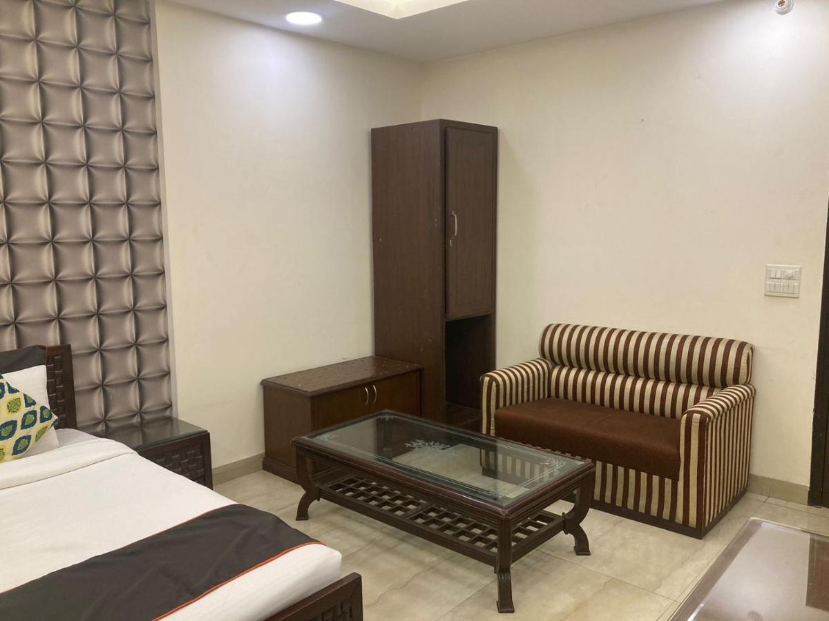 Hermitage By The Cosy Hotels Near Lotus Temple New Delhi Exterior photo